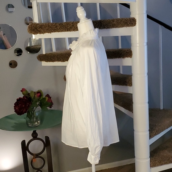 Gap Top - Picture 3 of 8